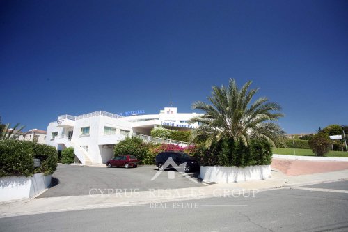 Частная больница Айасис в Като Пафосе, Кипр 